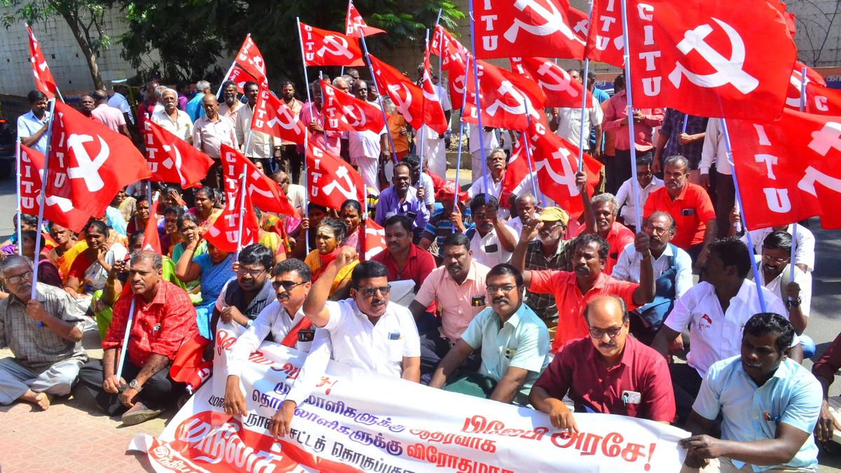 CITU functionaries stage road roko; court arrest