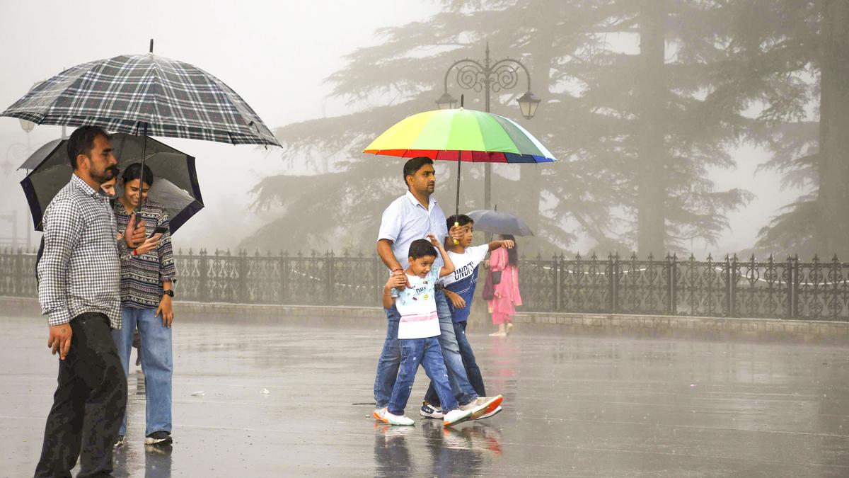 MeT sounds orange alert for very heavy rain in Himachal Pradesh, 45 roads blocked