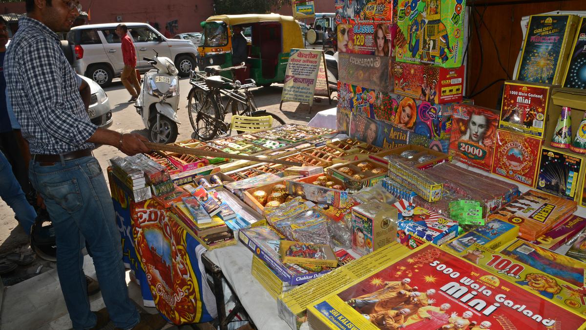 SC refuses to interfere with Delhi govt blanket ban on firecrackers