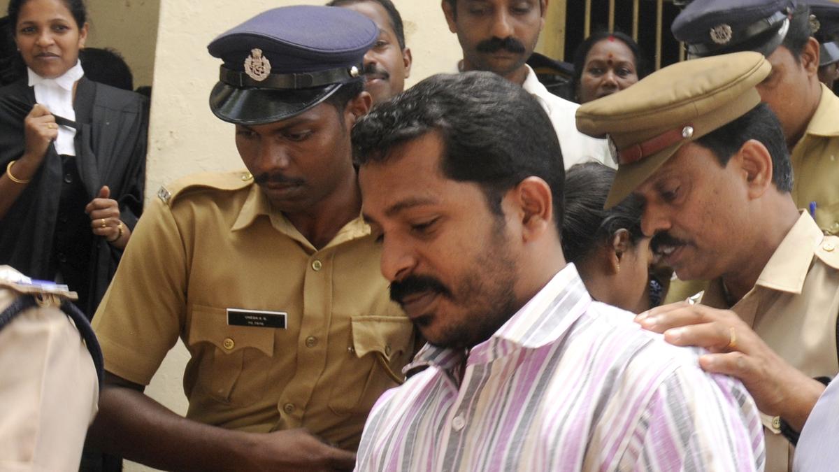 ‘Kodi’ Suni, convict in T.P. Chandrasekharan murder case, shifted from Kannur Central Jail to Tavanur prison