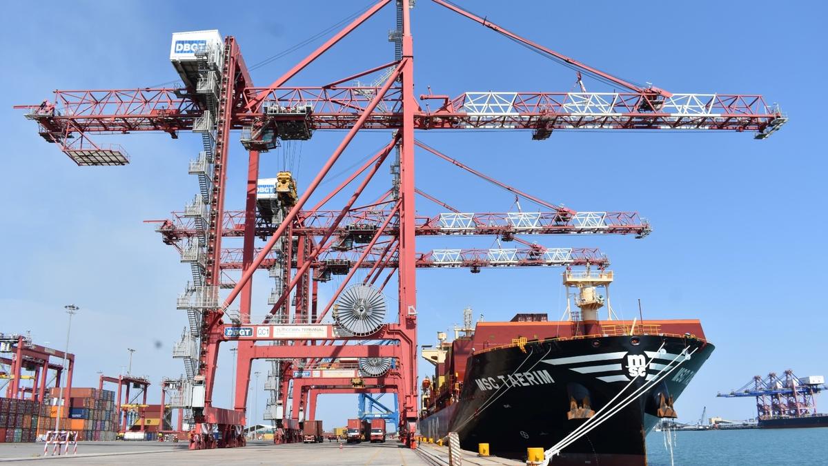VOC Port records 7% increase in container handling