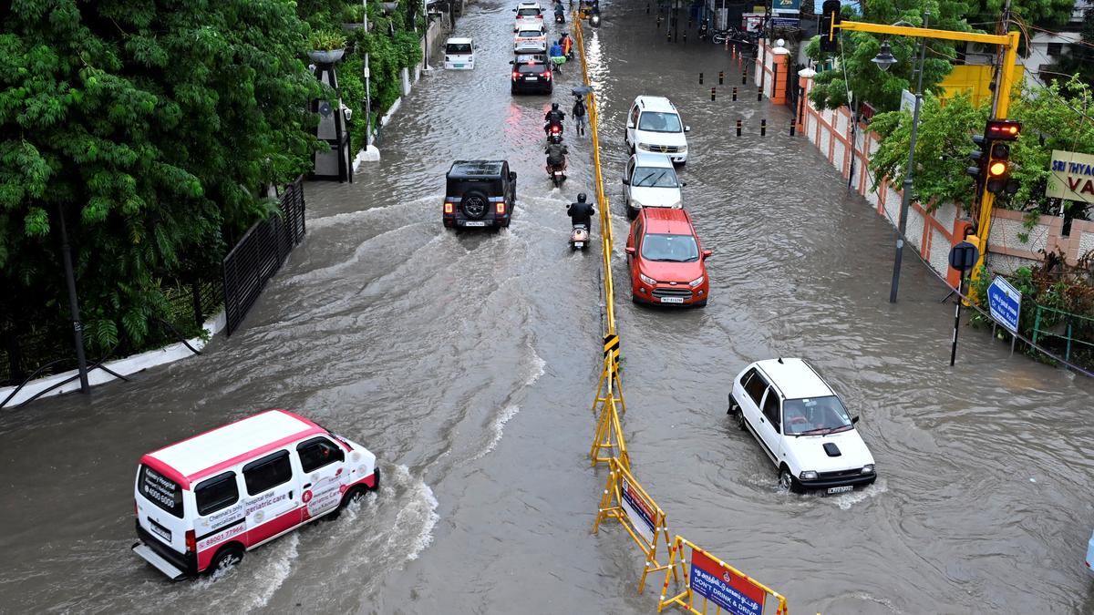 Boats deployed to rescue residents in some areas in central Chennai