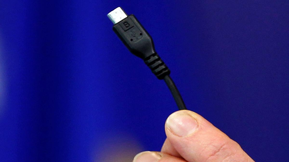 EU plan for common worldwide phone charger port takes step closer