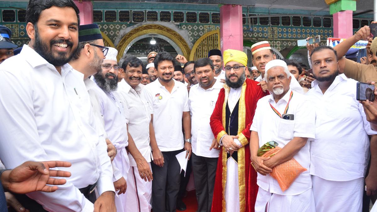 Udhayanidhi reviews Nagore Dargah festival preparations