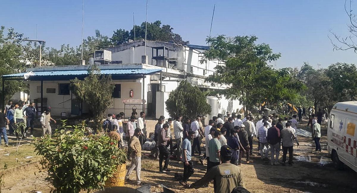 thehindu.com - Pti - CM Fadnavis orders inquiry into Nagpur explosives factory blast