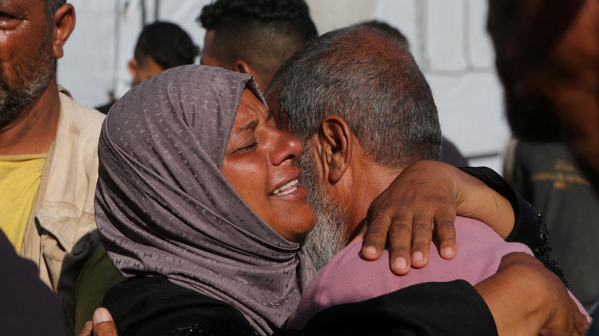20 people killed in aid point crush in southern Gaza