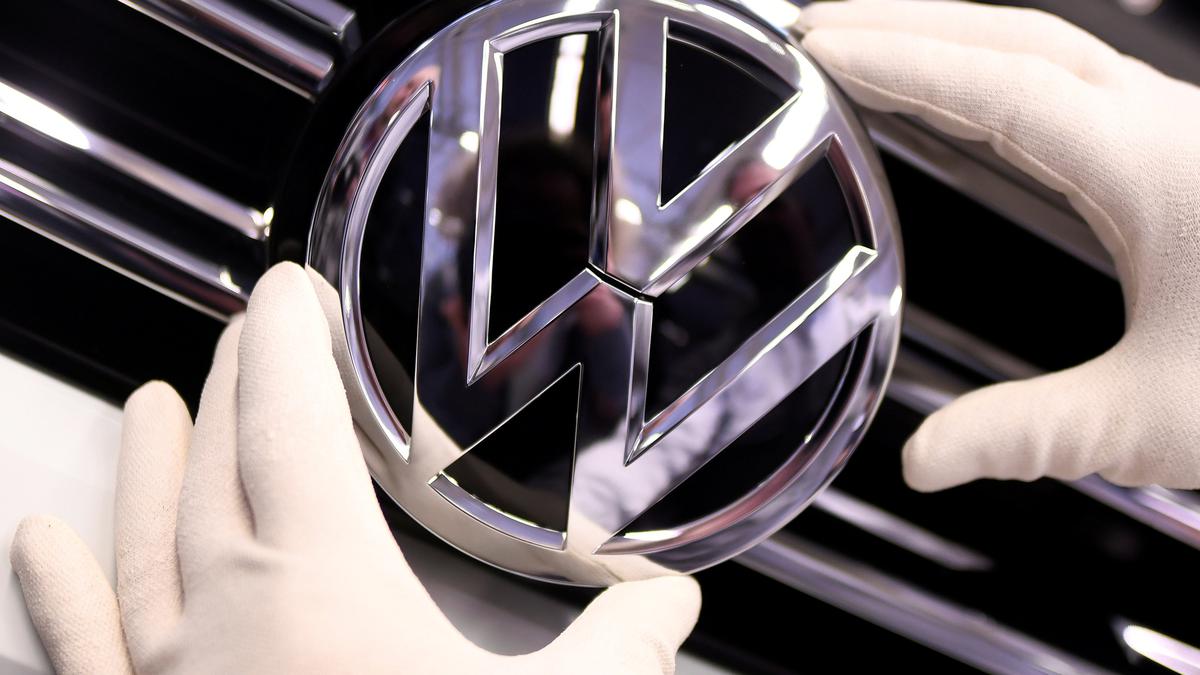 Volkswagen to take 60% stake in $2 bln tech JV with China's Horizon Robotics