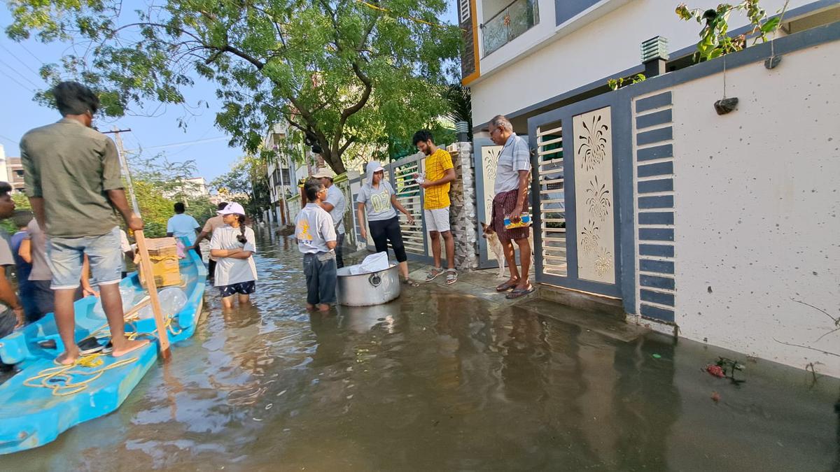 Chennai flexes its volunteering muscles once again to keep the Michaung-hit fed