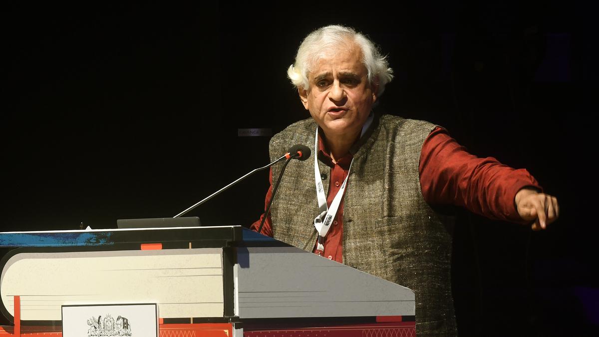 History must be retold, not re-invented, for each new generation: P. Sainath