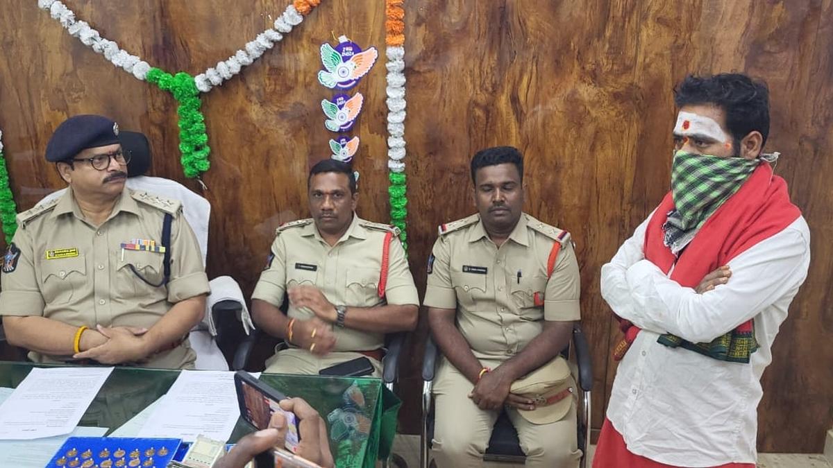 Man arrested for duping people by posing as godman in Nuzvid