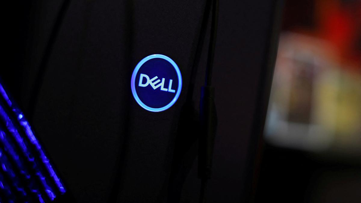 Dell CFO Yvonne McGill to leave, PC maker reaffirms forecasts