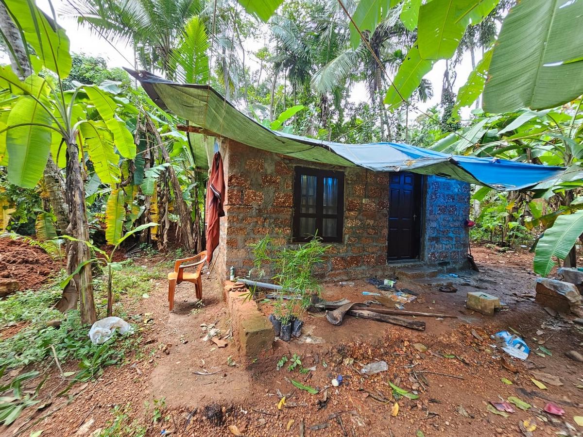 The old dilapidated house which was converted into a new home by the flim crew of Anbodu Kanmani, for giving it to an underprivileged family.  