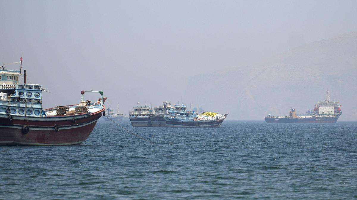 Empty LNG ship from India heads into Strait of Hormuz for loading in UAE’s Das Island
