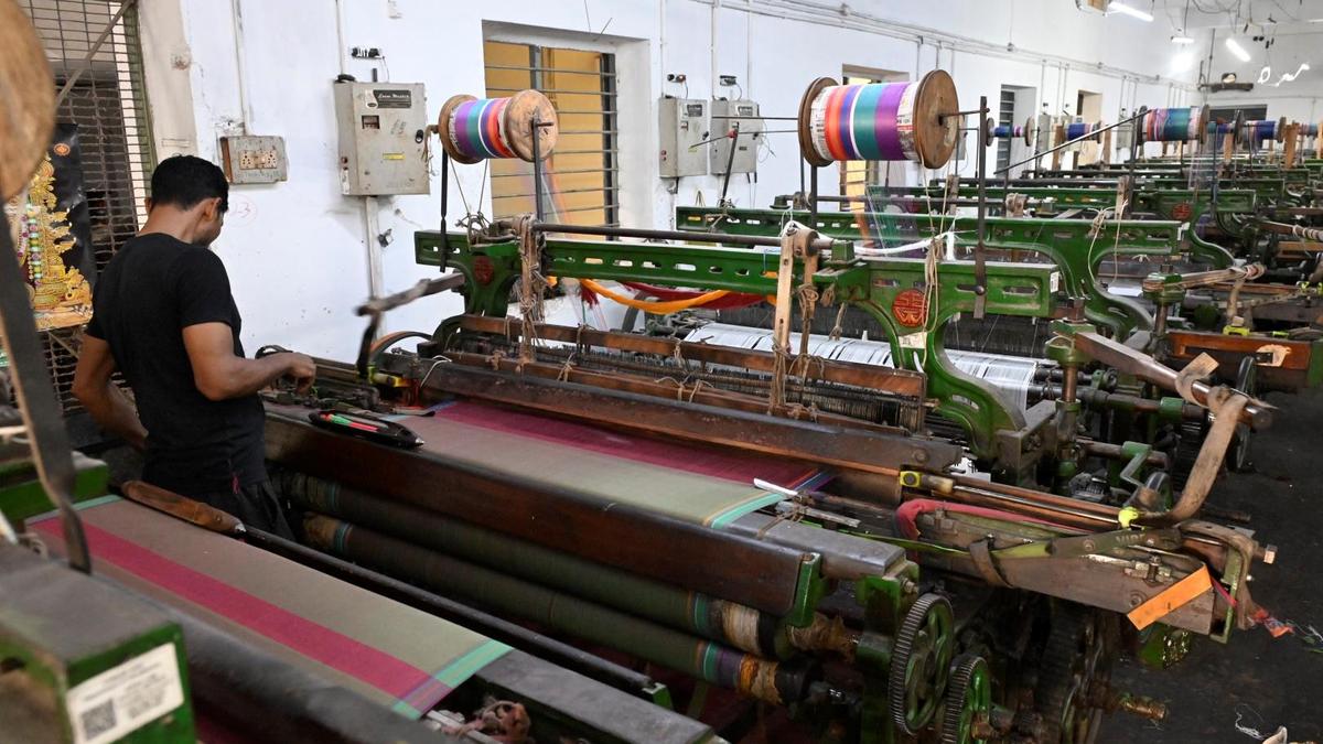 Powerloom federation welcomes ₹30-crore subsidy; seeks early release of pending wages