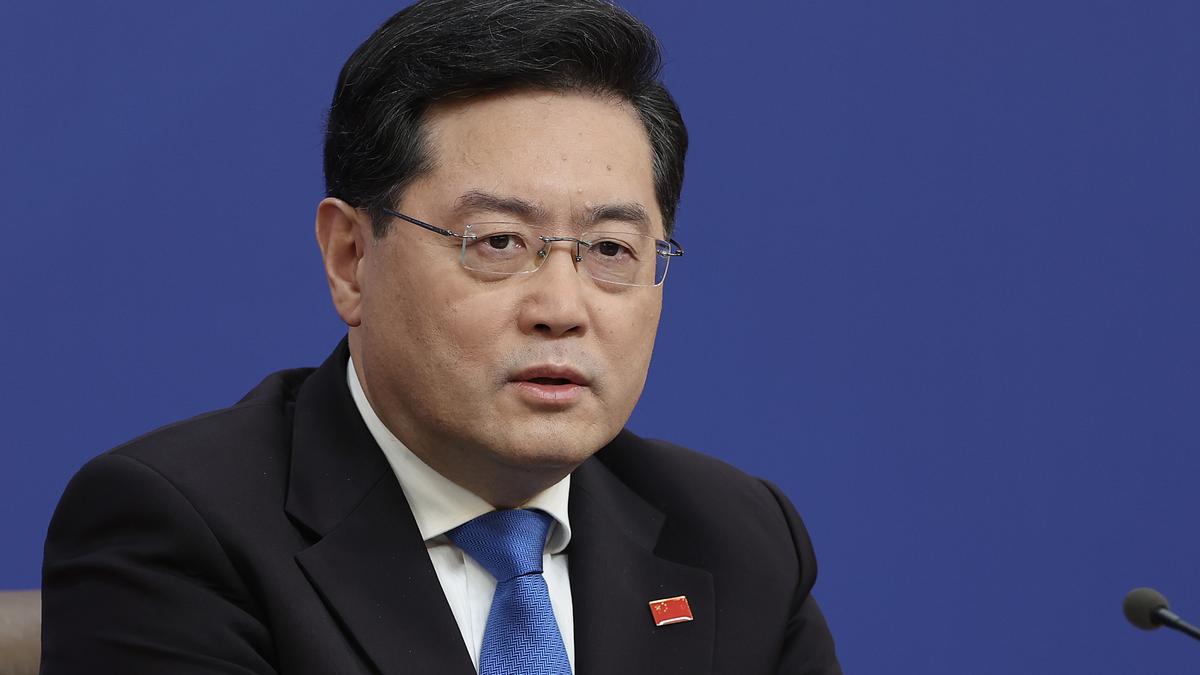 China wants Russia and Ukraine to hold peace talks, says Chinese diplomat