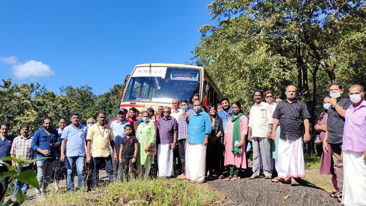 KSRTC to host 1,000 budget tours during summer - The Hindu