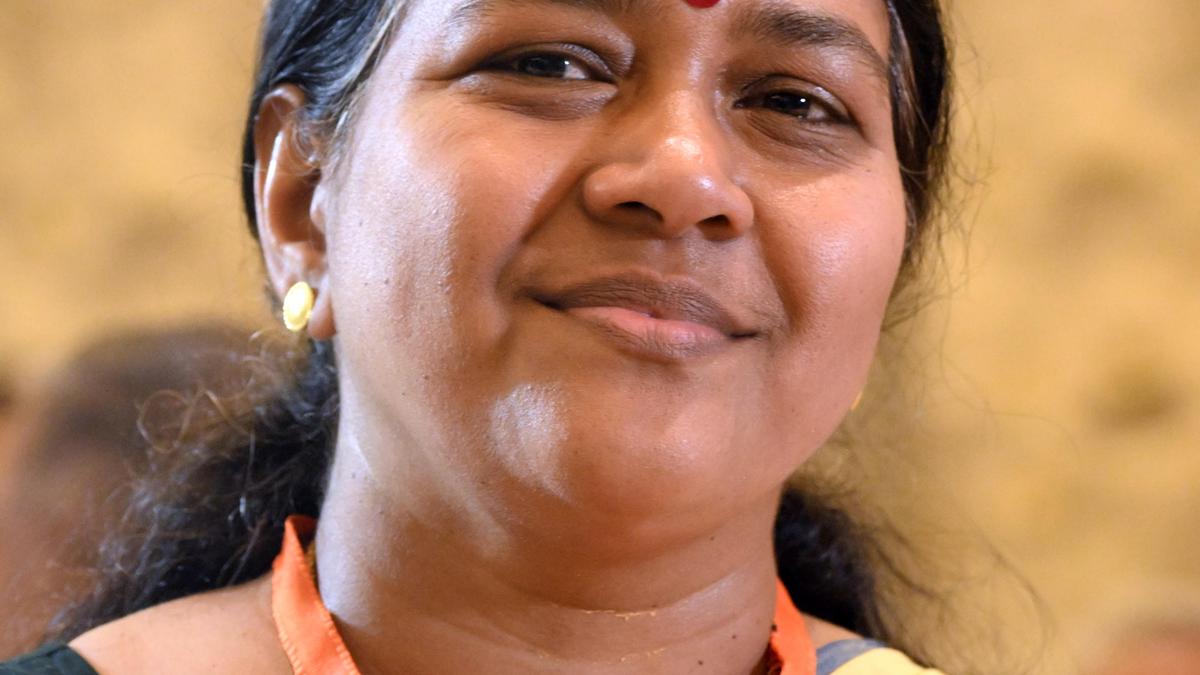 Cash-for-votes case: Sobha Surendran appears before Collector