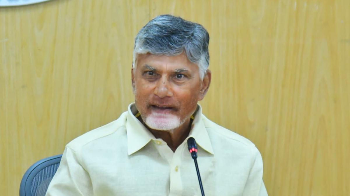 Introduce Family Benefit Cards, Andhra Pradesh Chief Minister Chandrababu Naidu tells officials 