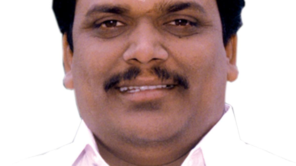 DMK, AIADMK candidates for Theni announced