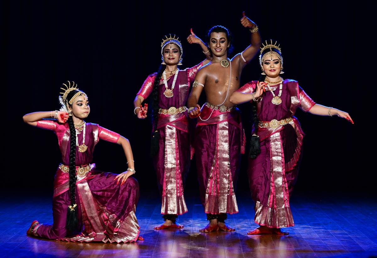 Ramayana Shabdam, presented by the students, traced the story of Rama from his birth to coronation.