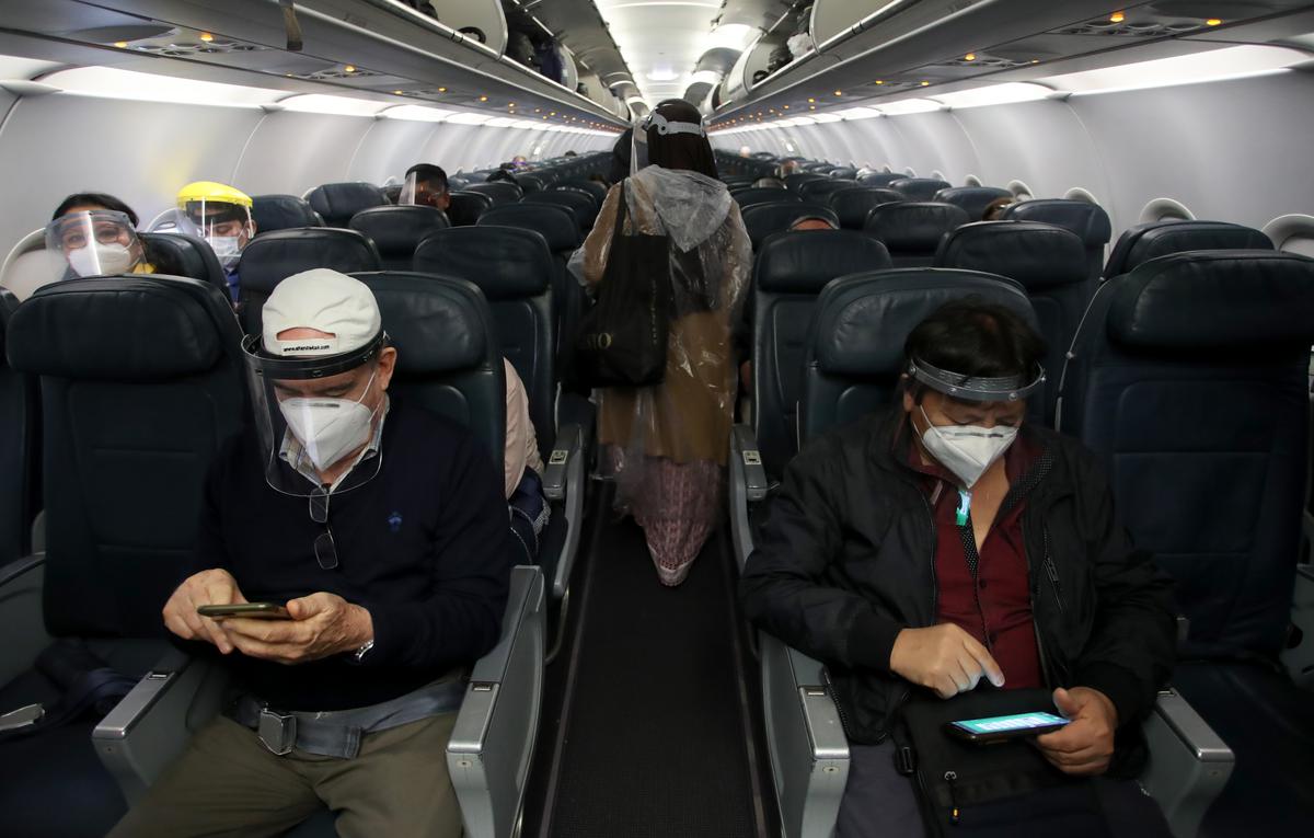 Masks mandatory for air travellers - The Hindu
