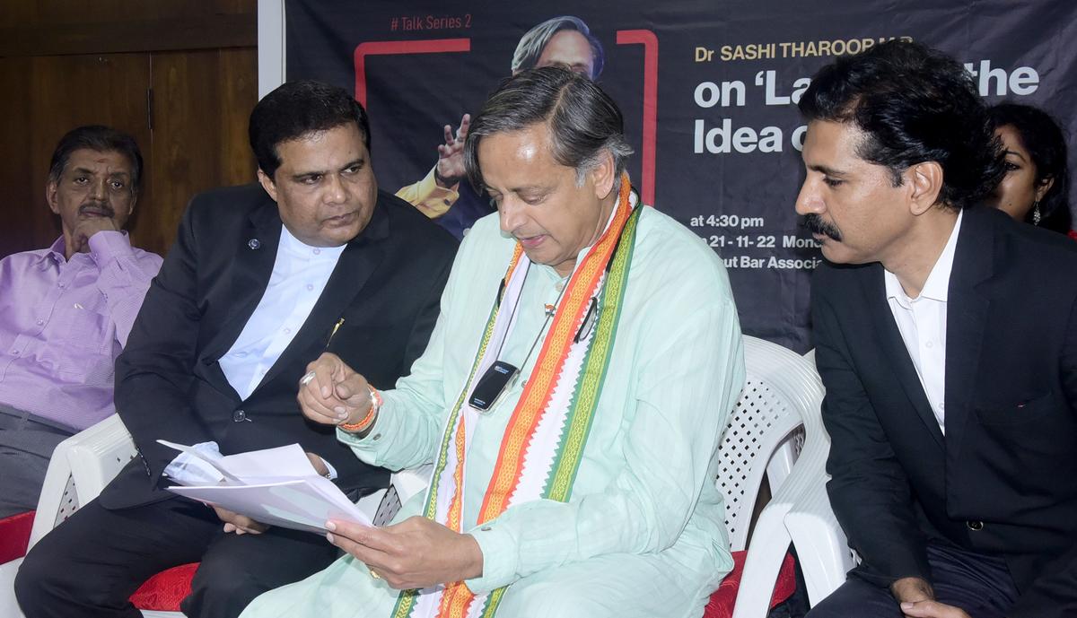 Be wary of trial by the media, Tharoor tells judiciary