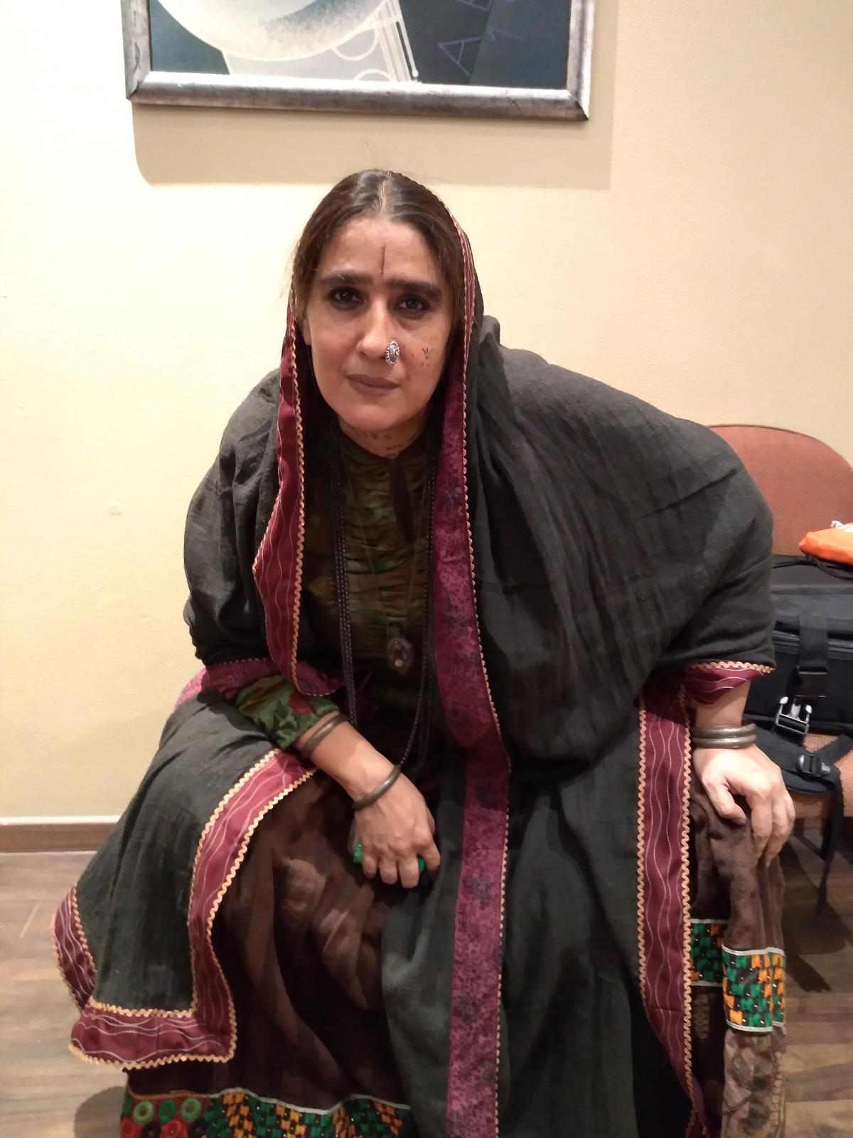 নেটফ্লিক্সে কিলার স্যুপে মেহরুন্নিসা, খানসামা চরিত্রে বৈশালী বিষ্ট। সিরিজটিতে কঙ্কণা সেন শর্মা, নাসের, মনোজ বাজপেয়ী এবং শয়াজি শিন্ডে-এর মতো অভিনেতারা রয়েছেন নেটফ্লিক্সে কিলার স্যুপে মেহরুন্নিসা, খানসামা চরিত্রে বৈশালী বিষ্ট। সিরিজটিতে কঙ্কণা সেন শর্মা, নাসের, মনোজ বাজপেয়ী এবং শয়াজি শিন্ডে-এর মতো অভিনেতারা রয়েছেন