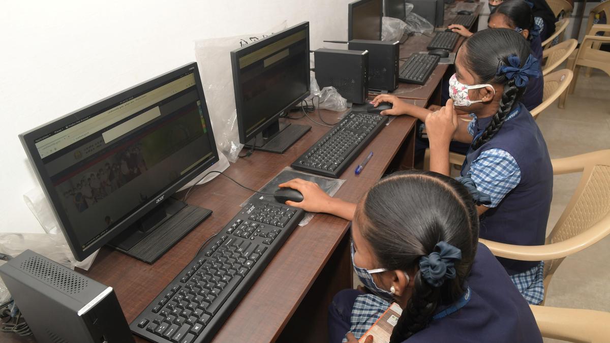 No maintenance, internet issues force shutdown of hi-tech labs in many T.N. schools