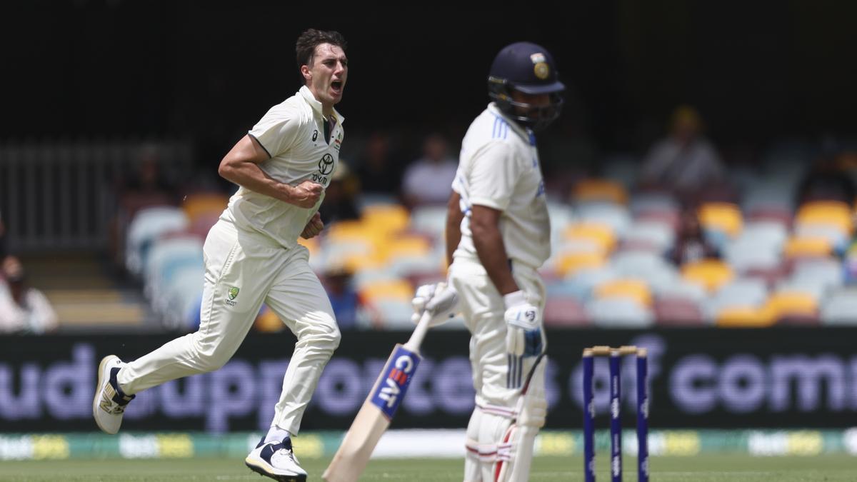 Ind vs Aus 3rd Test Day 4: Rain forces the players to retreat, India 105 for five