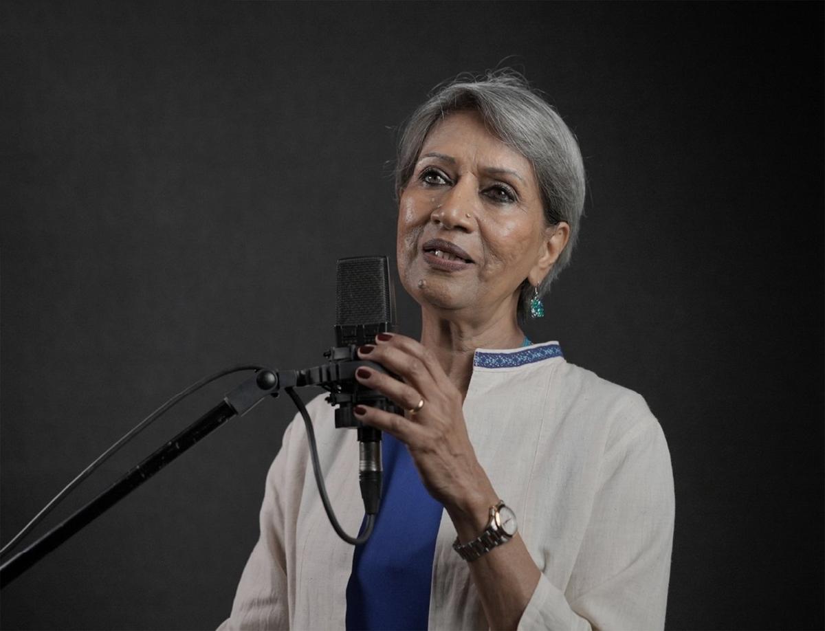 Rear Admiral Nirmala Kannan (retired) said that her favorite singer is the one who not only has a voice that pleases her but also sings songs with meaningful lyrics.