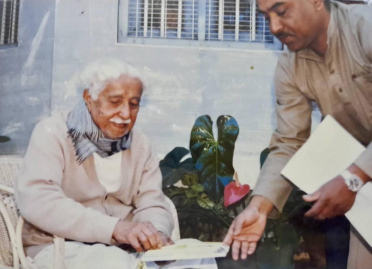   K V Puttappa , ( Kuvempu ) poet, playwright, novelist and critic with T Sreenivasa raju