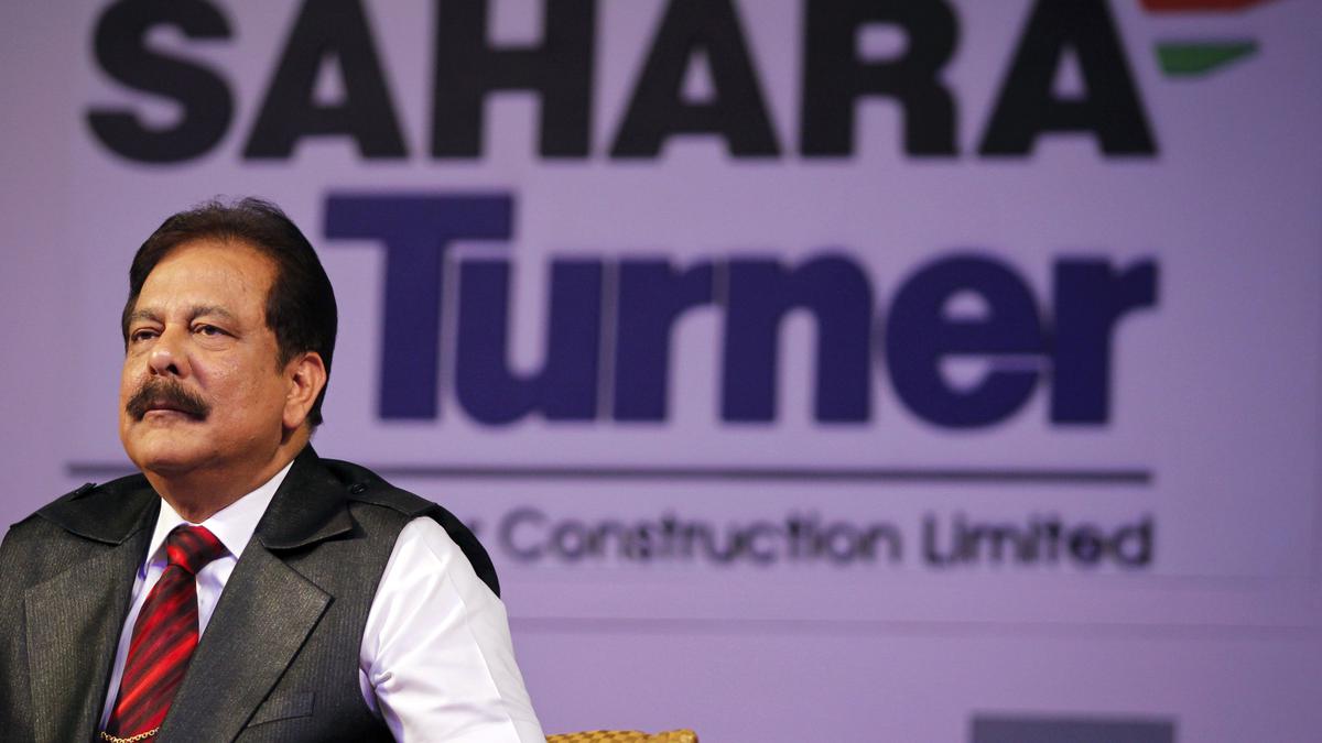 Supreme Court sets aside Delhi High Court order staying SFIO probe into companies related to Sahara group