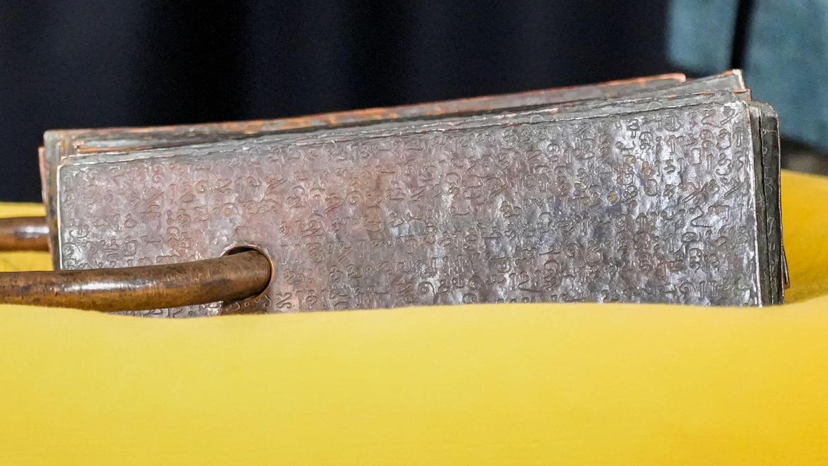 Demand to bring Anaimangalam Chola-era copper plates to Tamil Nadu gathers momentum