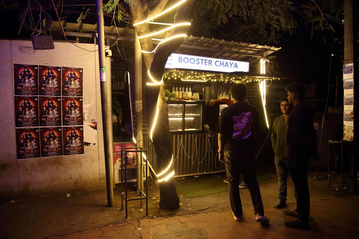 Booster shadow counter on Kaudiyar-Kuravankonam road