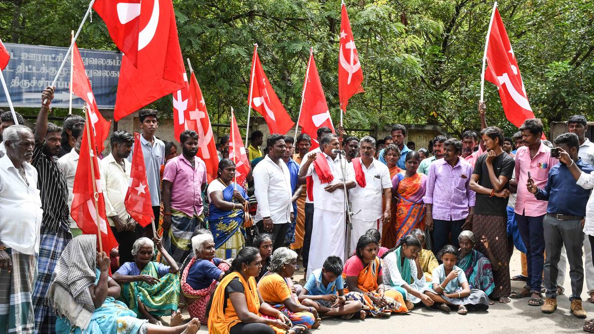 Protest staged at Tiruchi Collectorate over death of remand prisoner