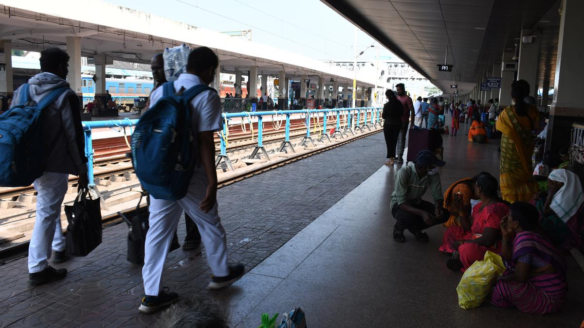 Guntur DRM appeals to passengers not to carry inflammables
