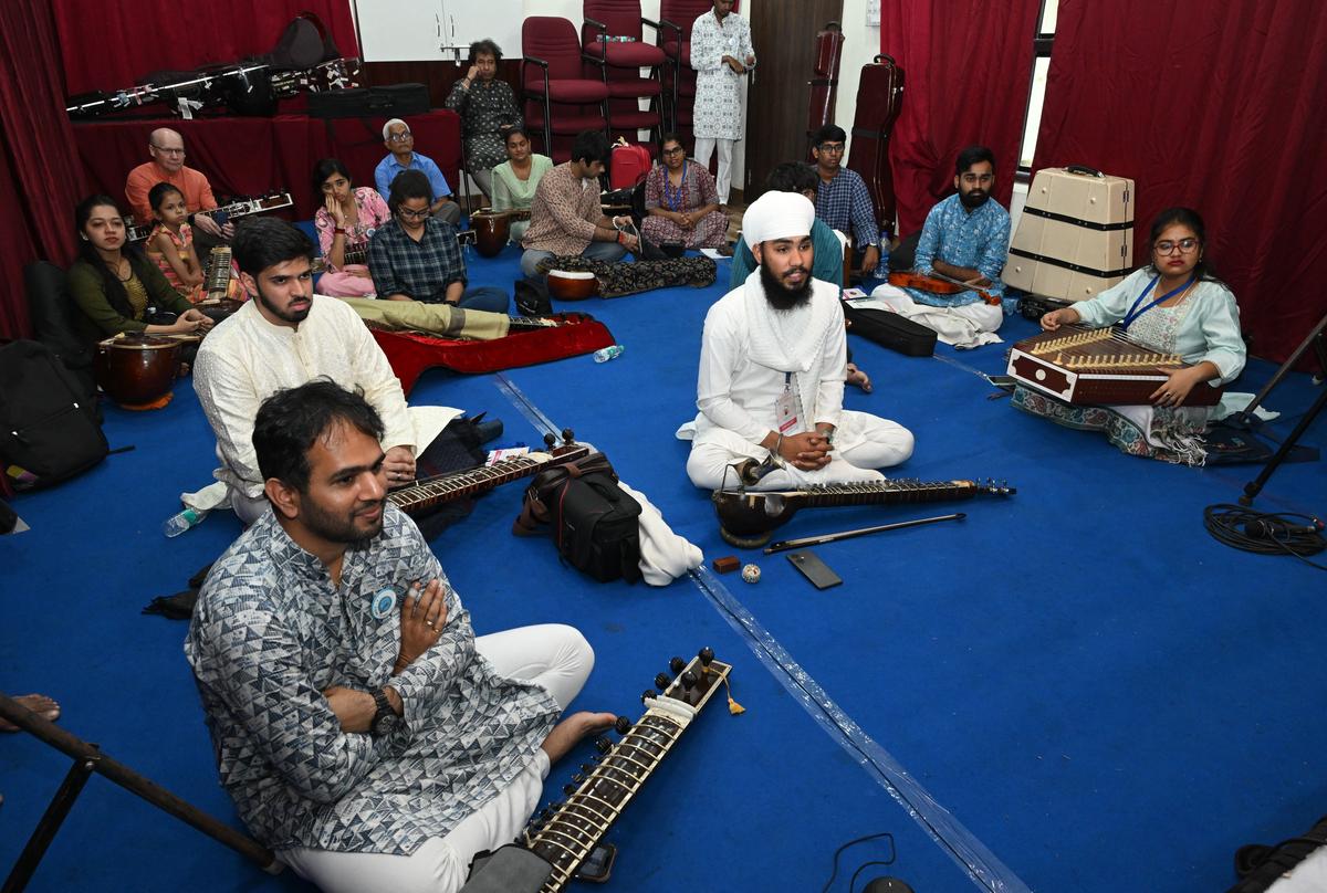 Participants at the Master class session by Pt. Ronu Majumdar, a well-known Hindustani flautist, on the occasion of Yuva Mahotsav -2025 organised by Sangeet Bharati Foundation at Don Bosco Hall.