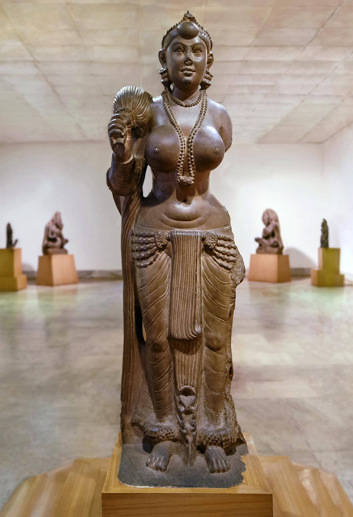 Patna Bihar Museums Women And Deities Exhibition Is Drawing Visitors With Its Wide Ranging