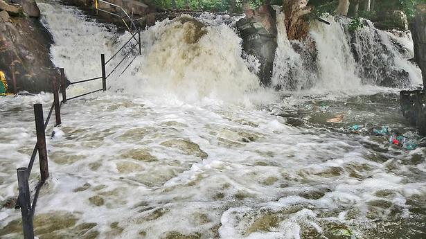 Inflow into Mettur dam up; water level crosses 100-feet mark