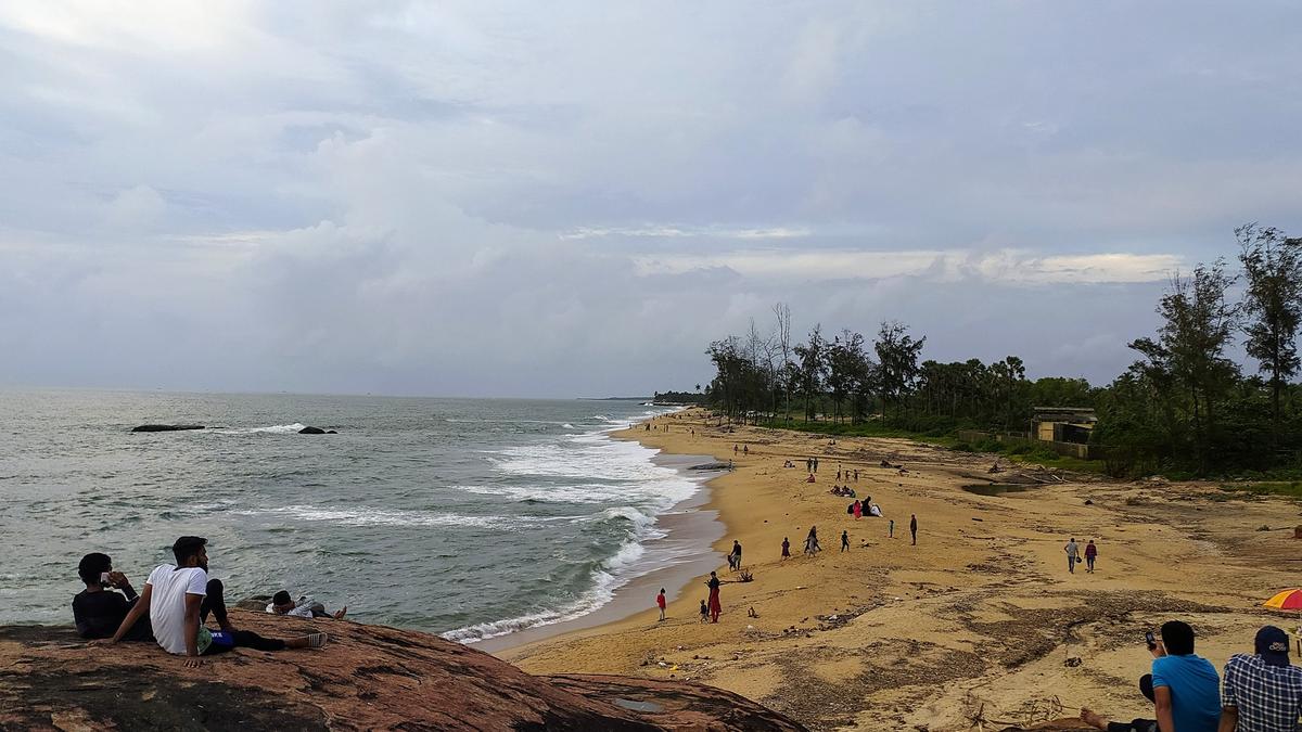 Beaches beckon tourists to coastal Karnataka as tourism season begins
Premium