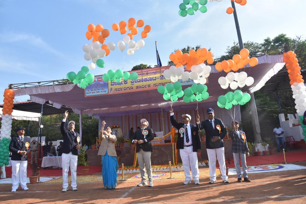 Maintaining good health for police personnel stressed upon