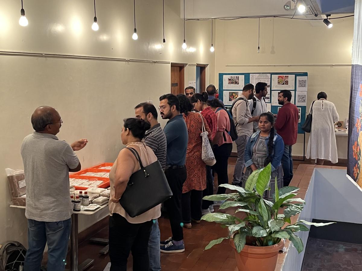 Walkthrough of the digital exhibition titled Growing Greener Cities.