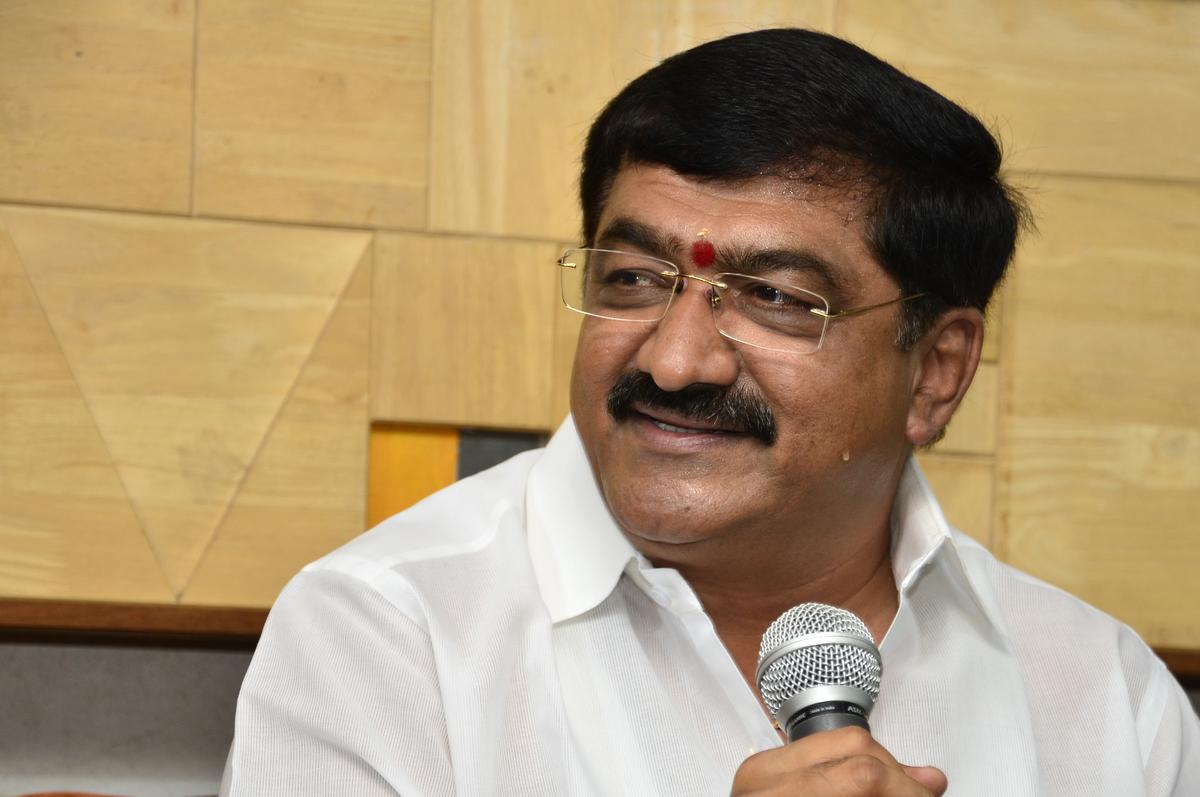 FIR against BJP MLA for calling Davanagere SP a dog - The Hindu