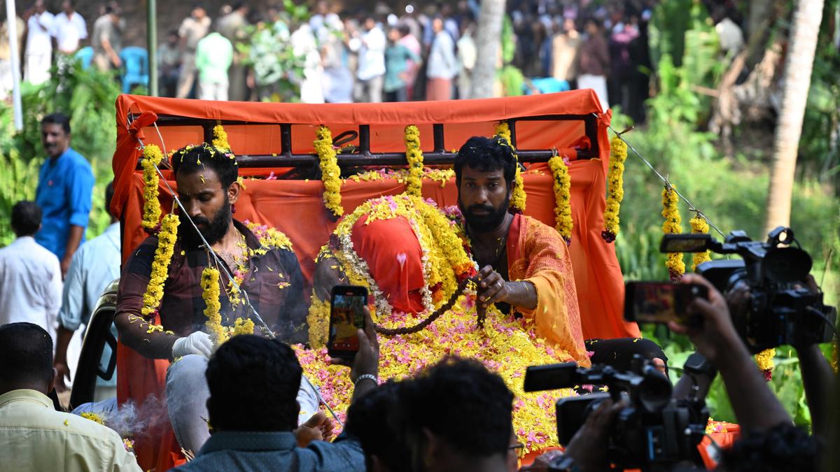 Final rites of Gopan held in Neyyattinkara