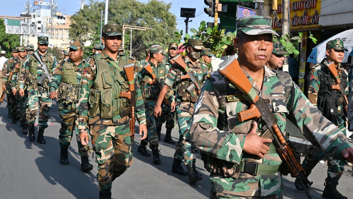 Lok Sabha polls I Police take out flag march in Coimbatore in view of election
