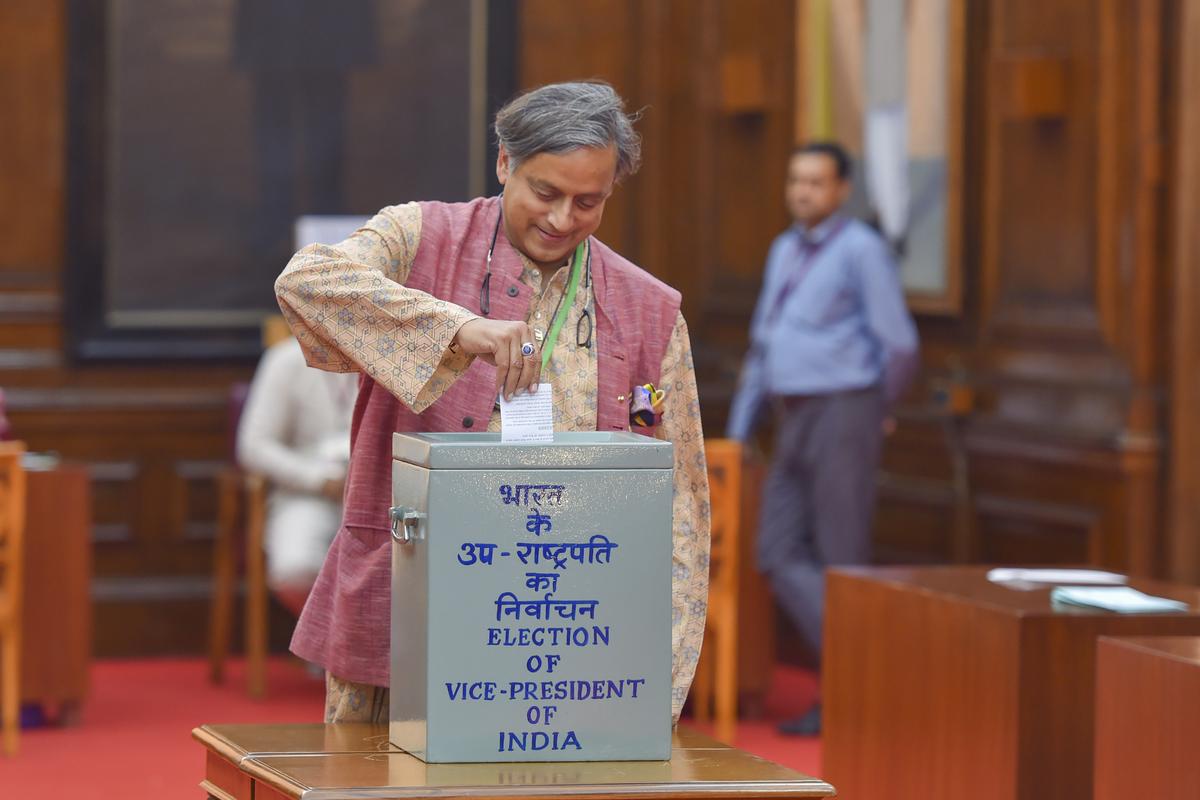 Congress MP Shashi Tharoor casts his vote for the election of the Vice-President, at Parliament House.