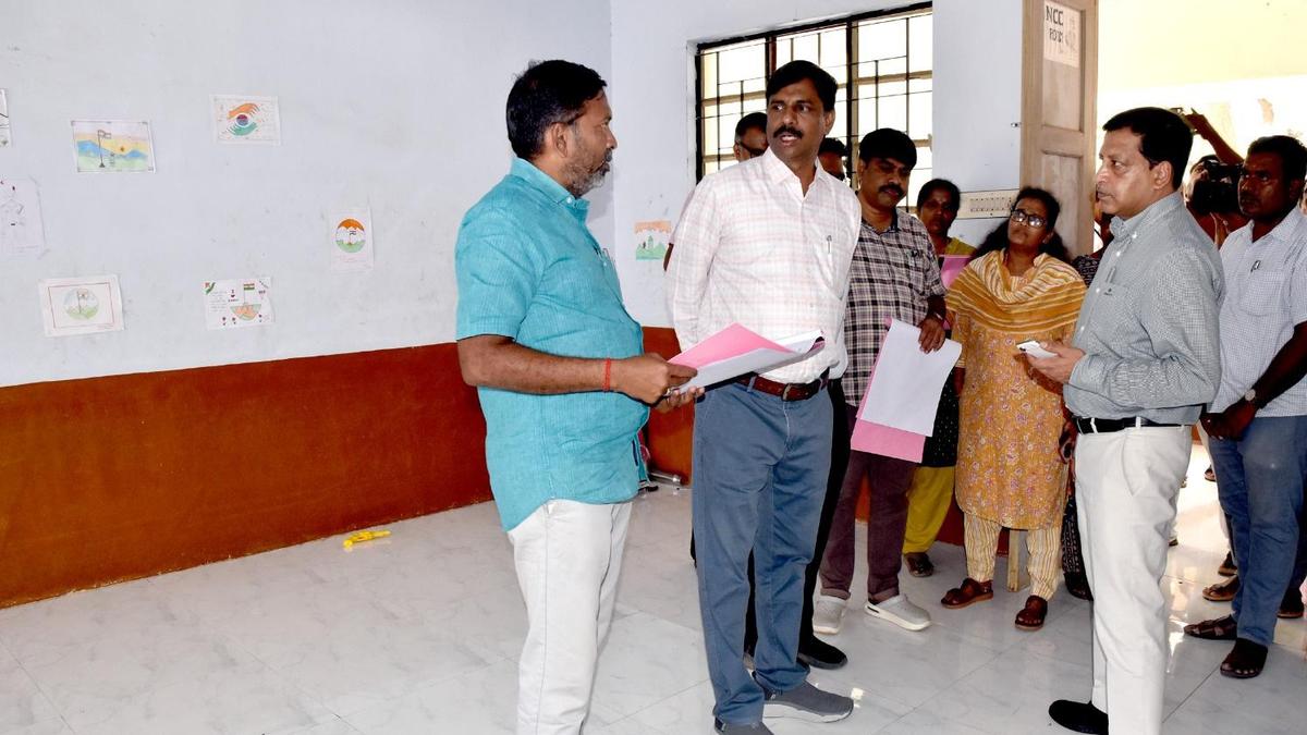 Observer, Collector review arrangements at counting centre in Gobichettipalayam