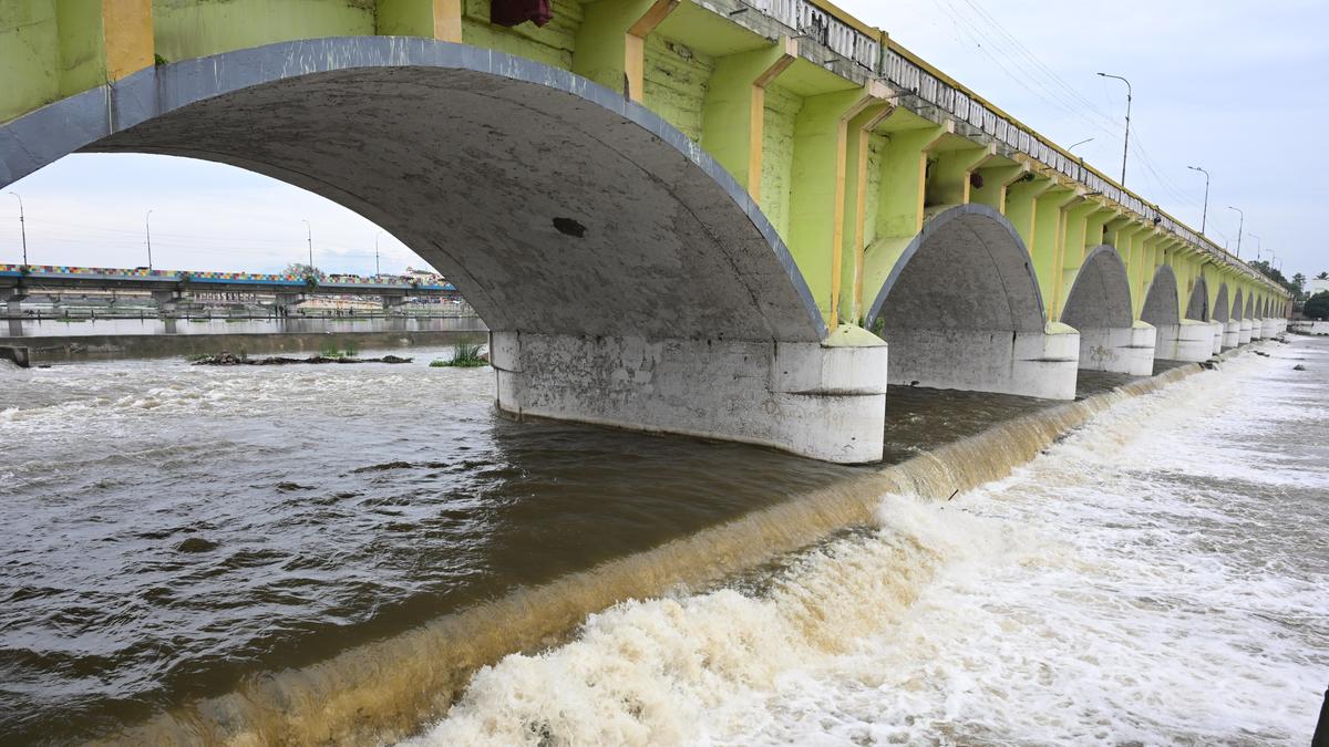 HC initiates suo motu proceedings on pollution of Vaigai river in five districts