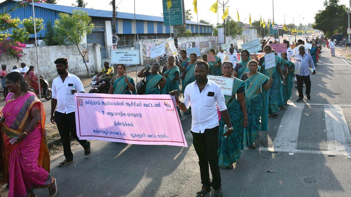 Teachers demand filling of vacant posts, restoration of old pension scheme