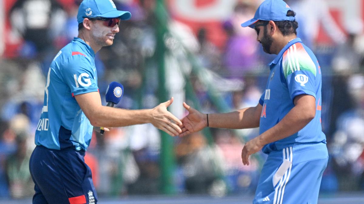 England win toss, elect to bat against India in second ODI